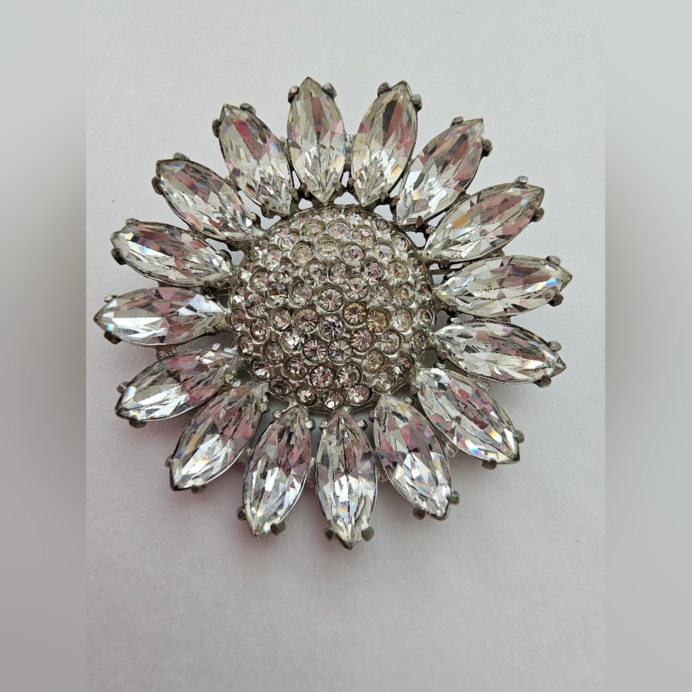 Vintage 1950s Mid-Century Rhinestone Sunburst Brooch - Clear Marquise Sunflower
